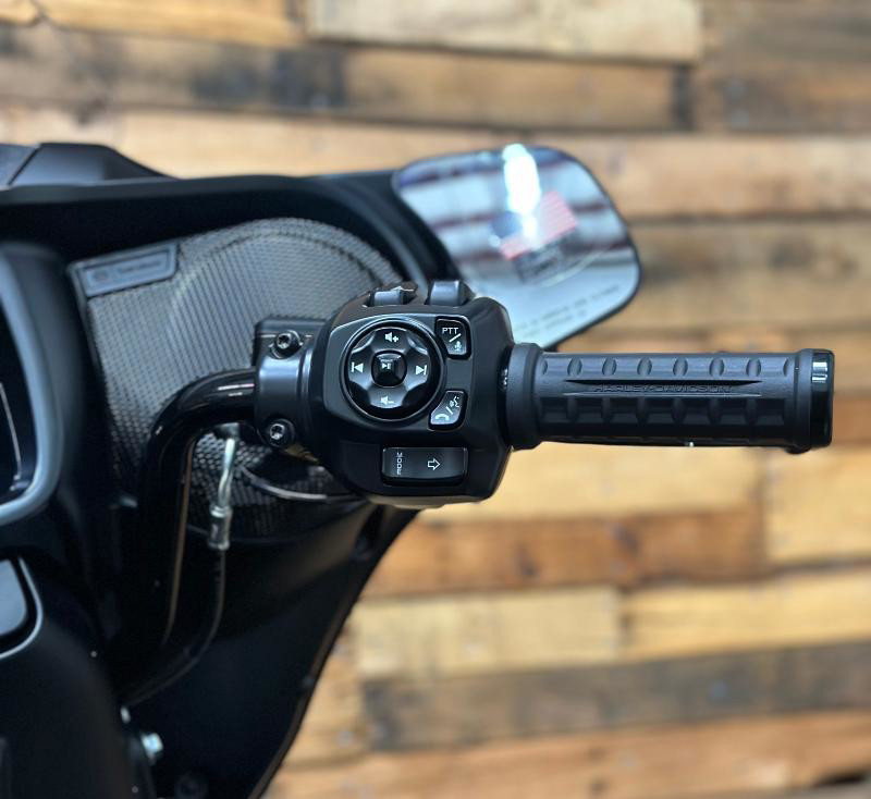 Street Glide® Ultra