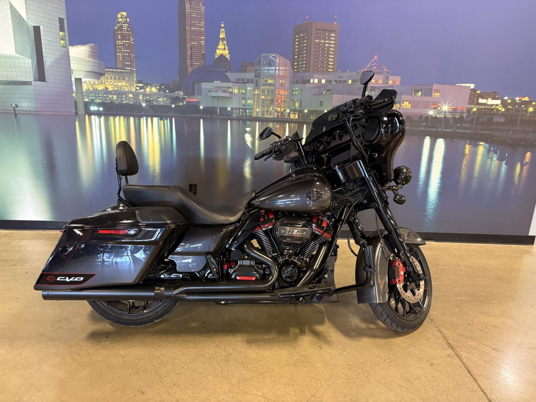 CVO® Street Glide®