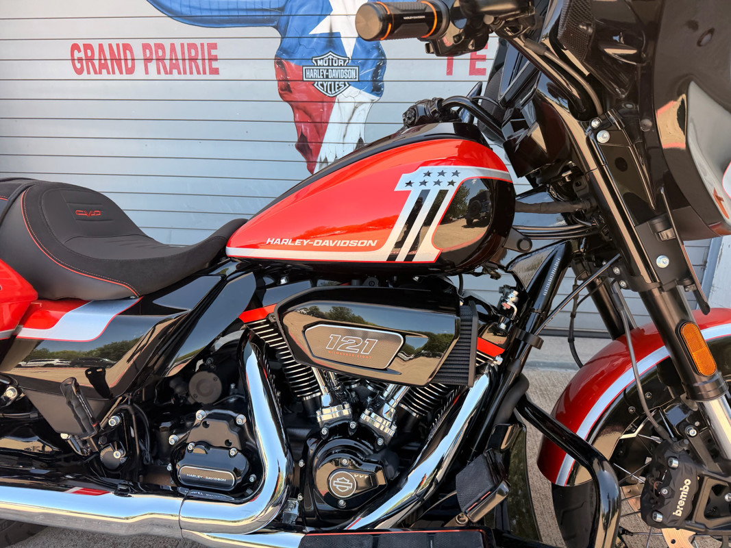 CVO® Street Glide®
