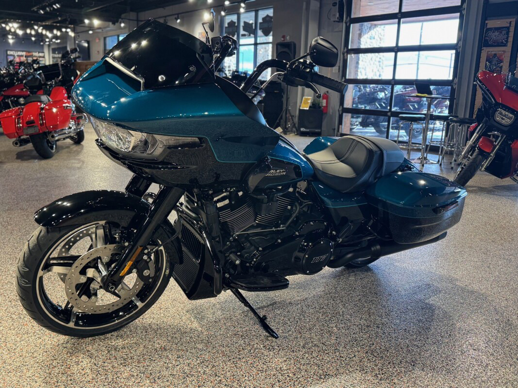 Road Glide®