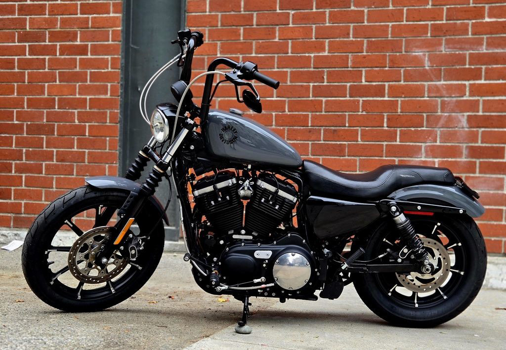 Iron 883®