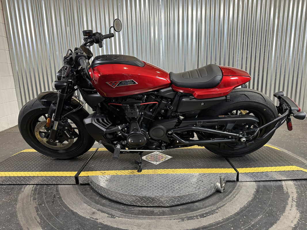 Sportster® S