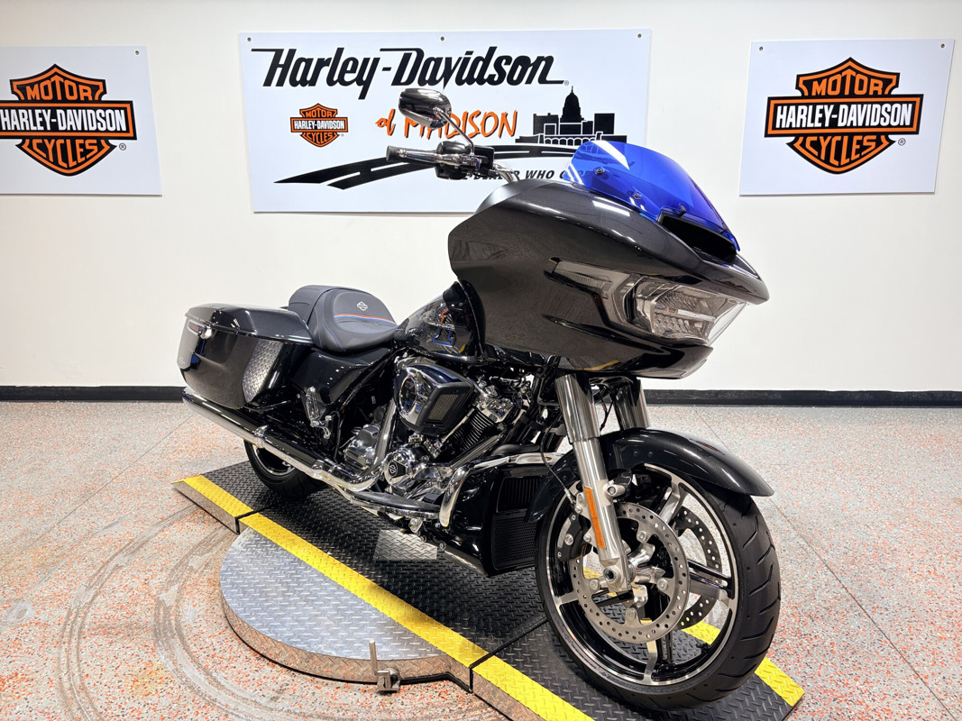 Road Glide®