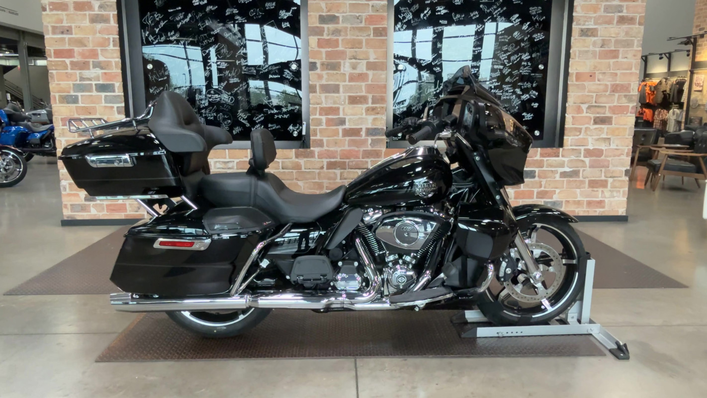Street Glide® Ultra