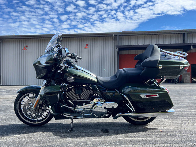 Street Glide® Limited