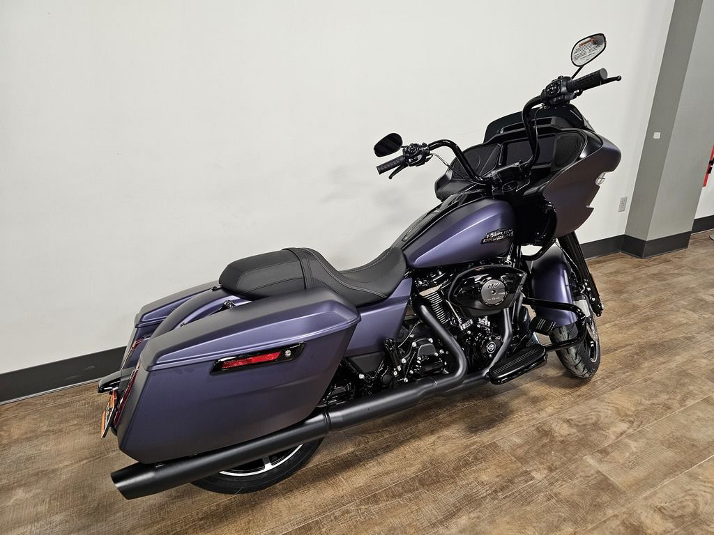 Road Glide®