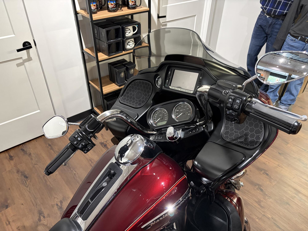 Road Glide® Ultra