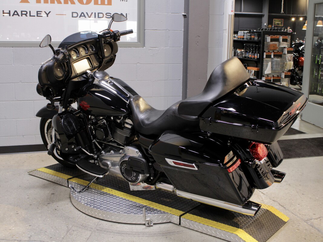 Electra Glide® Standard