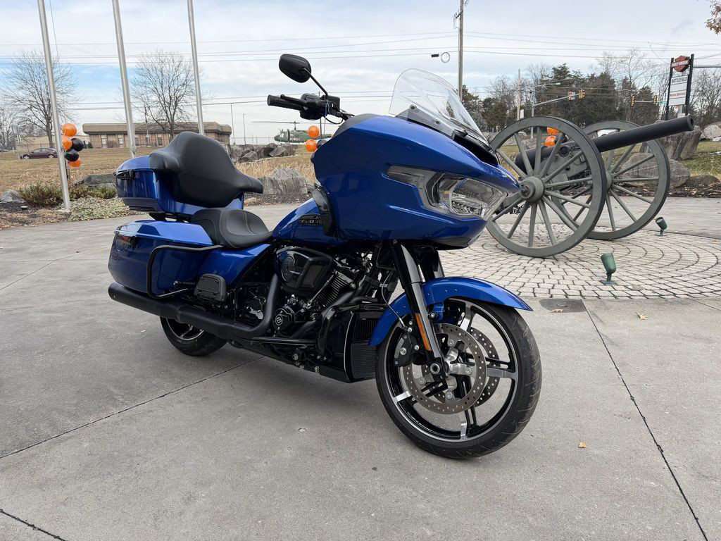 Road Glide®