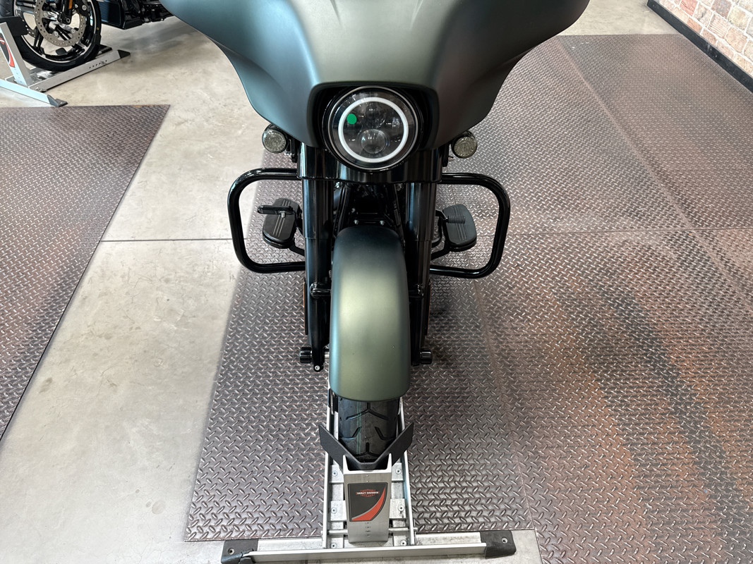 Street Glide® Special