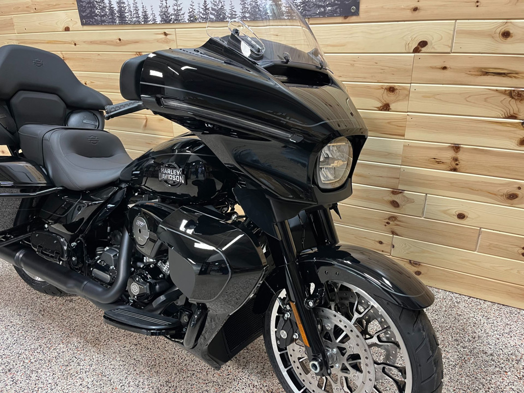 Street Glide® Limited