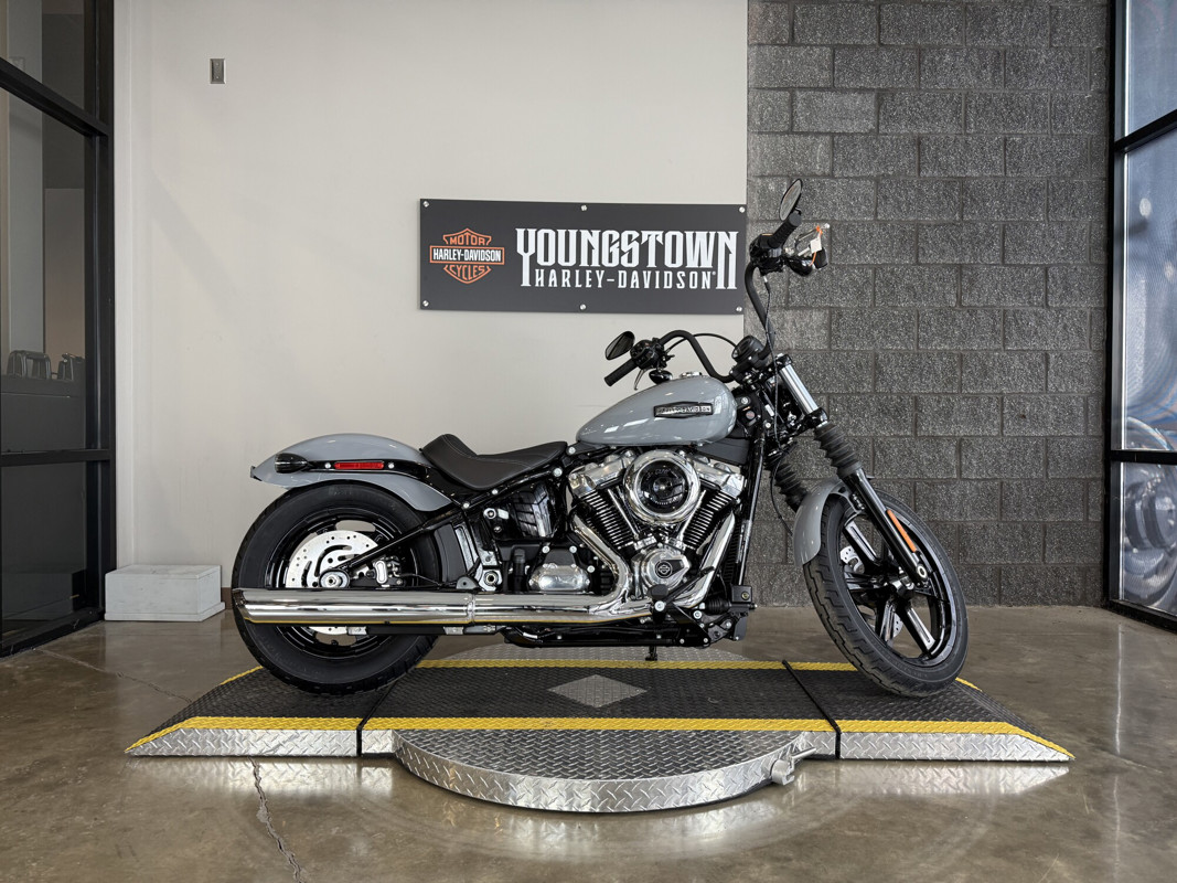 Street Bob®