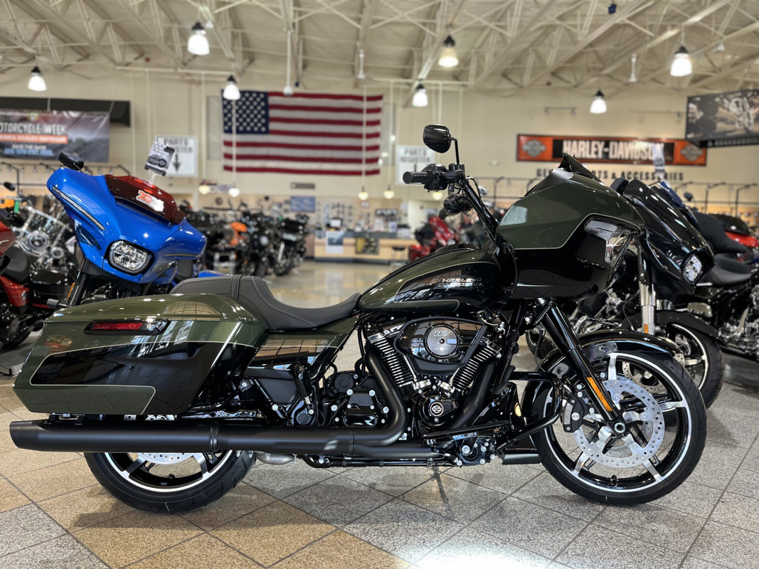 Road Glide®
