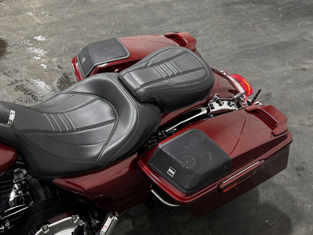 Street Glide®