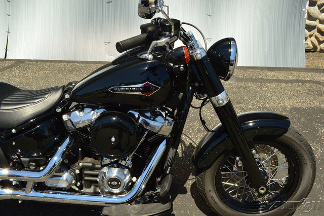 Softail® Slim®