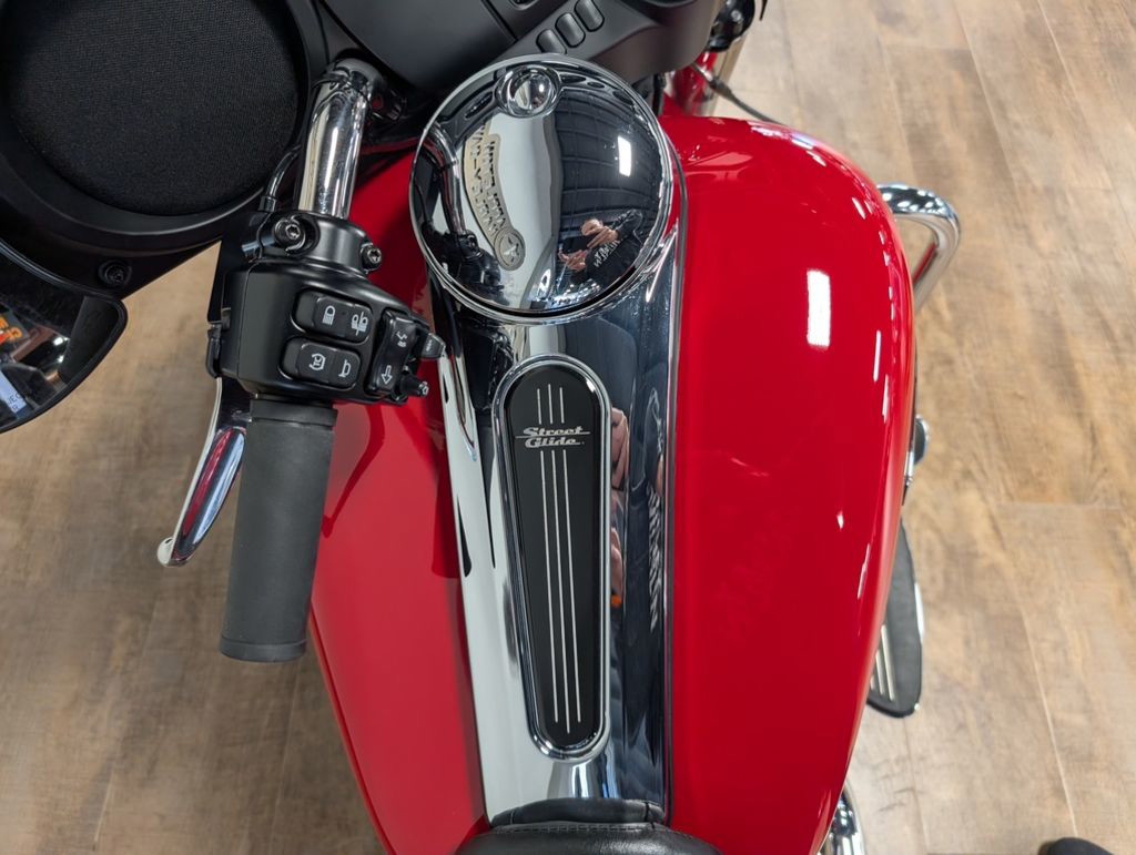 Street Glide®