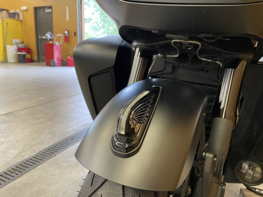 Pursuit Dark Horse Premium Package