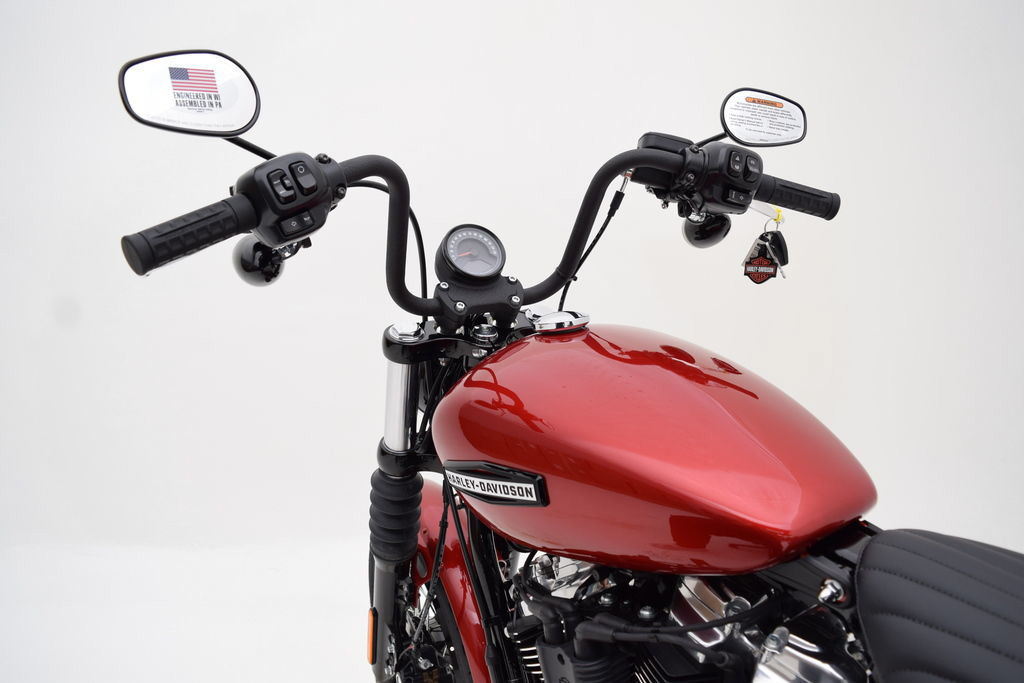 Street Bob®