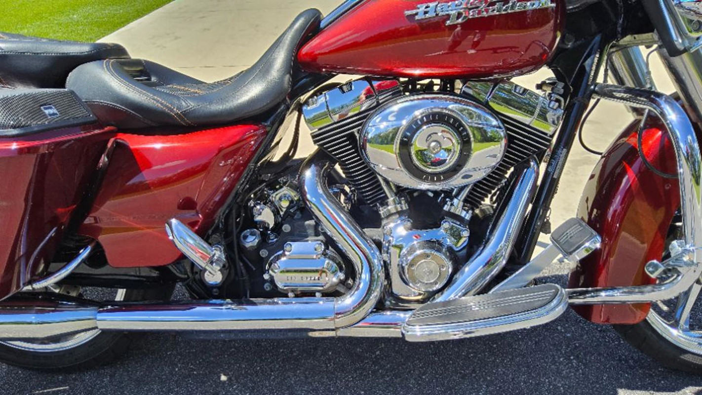 Street Glide®
