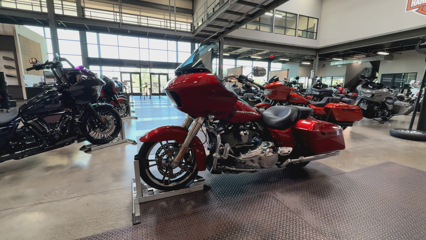 Road Glide®