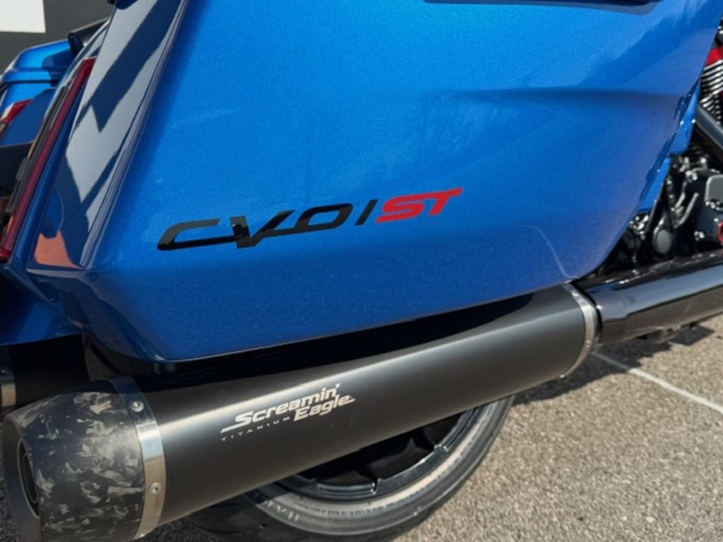 CVO® Road Glide® ST