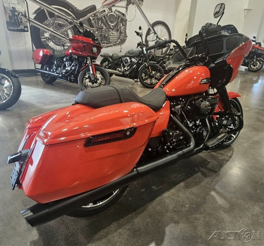 Road Glide®