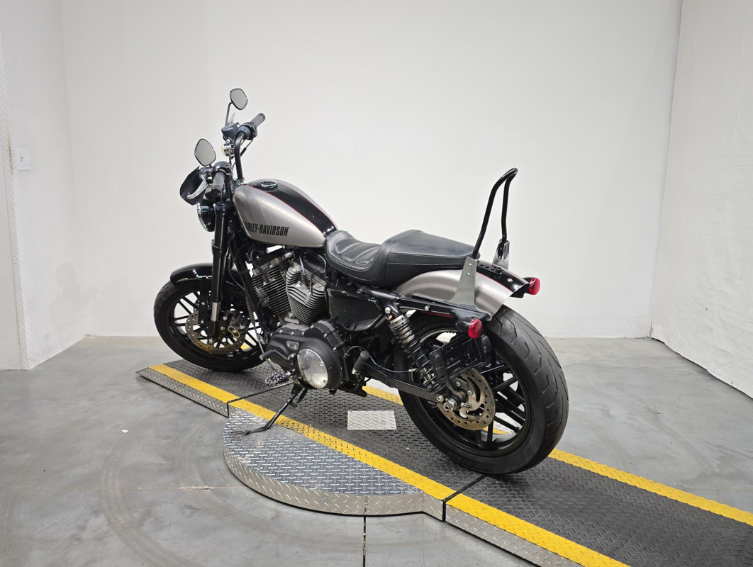 Sportster® Roadster®
