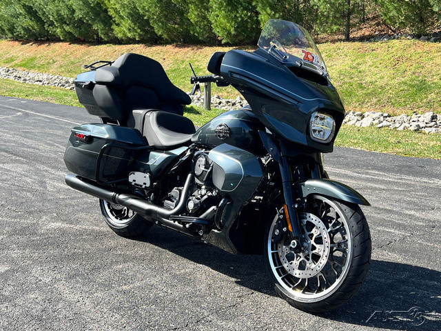 Street Glide® Limited