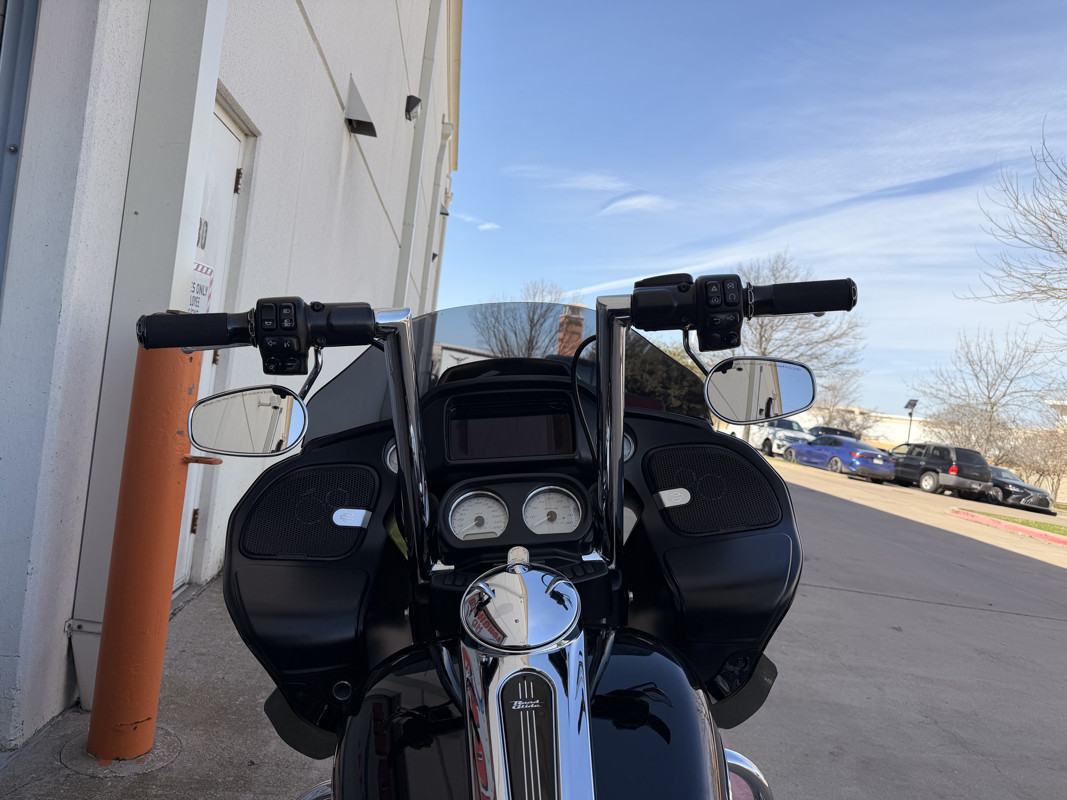 Road Glide®