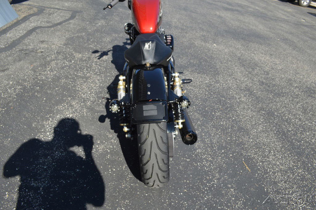 Sportster® Roadster®