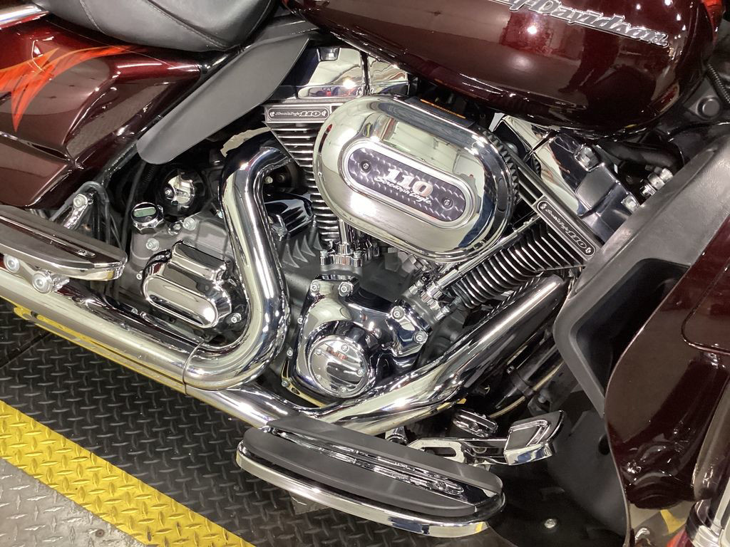 CVO® Electra Glide® Ultra Limited