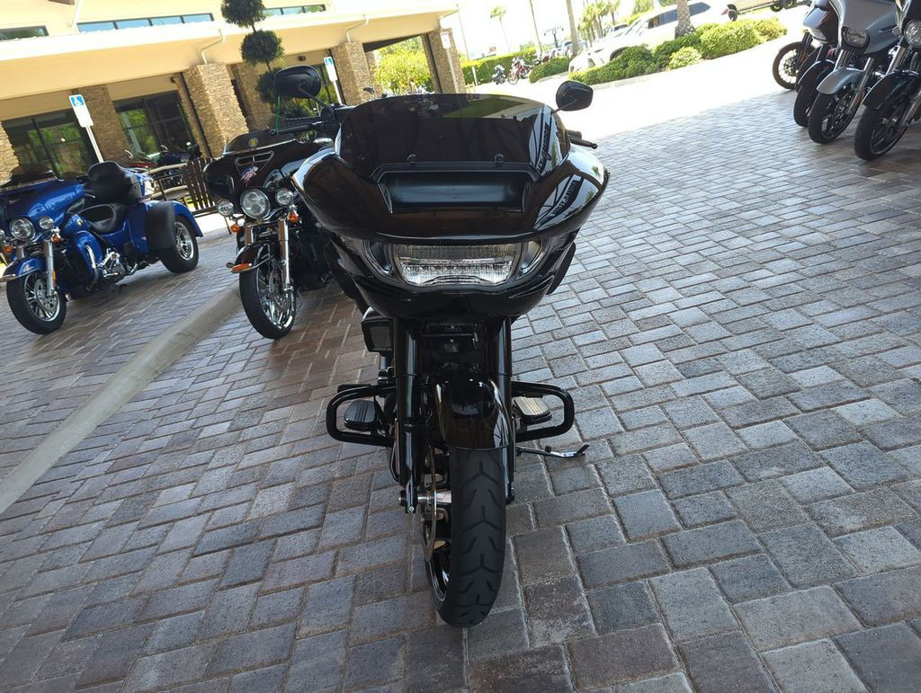 Road Glide®
