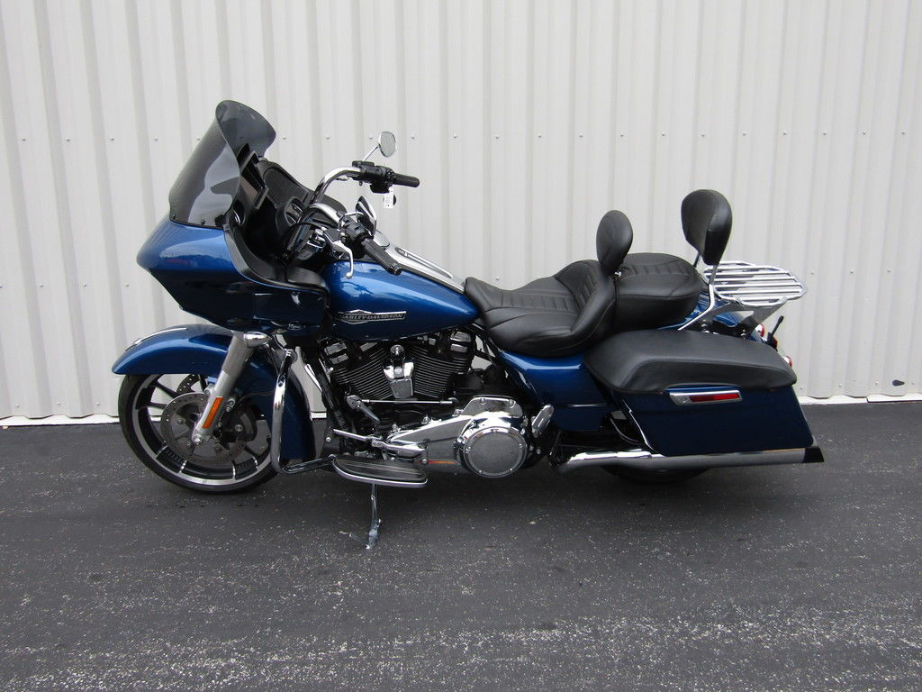 Road Glide®