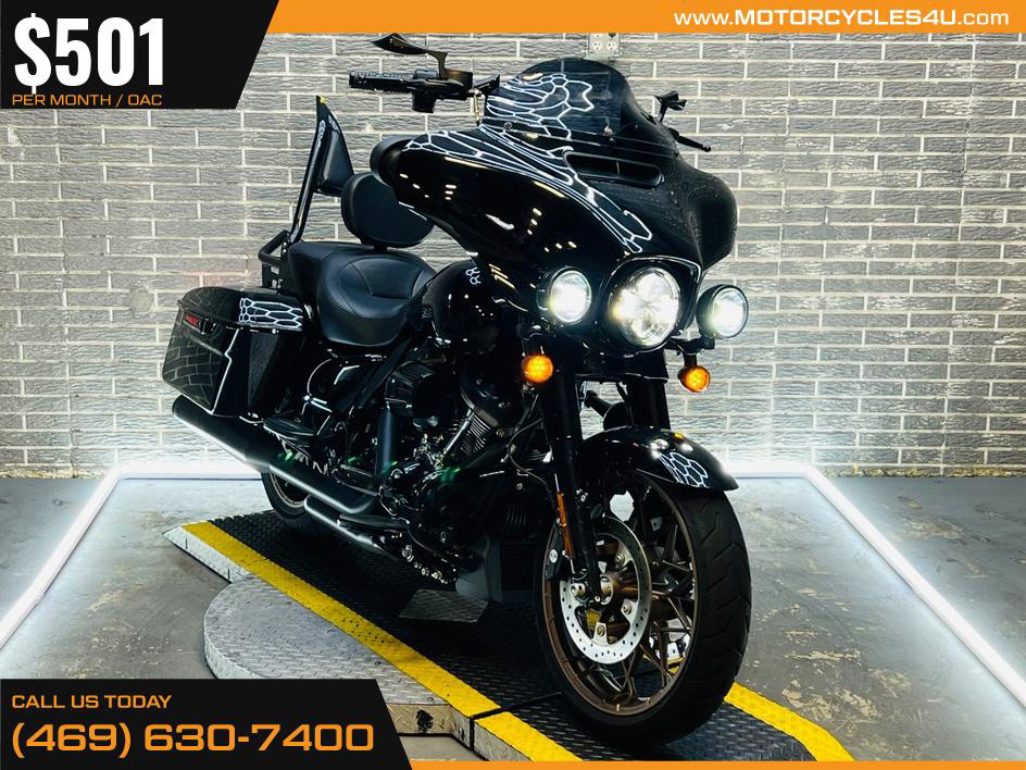Street Glide® ST