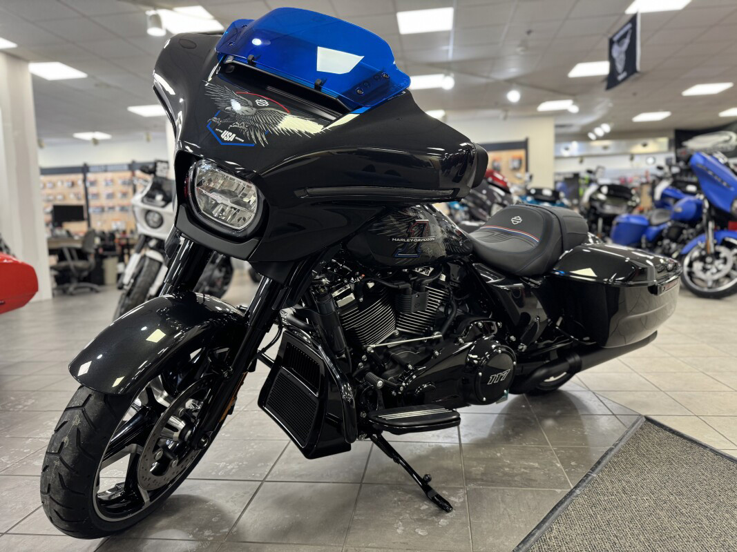 Street Glide®