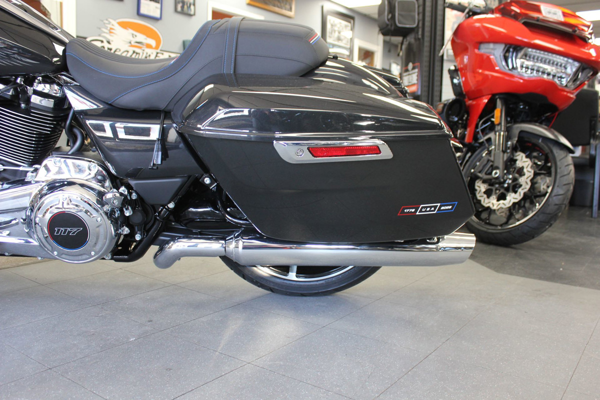 Street Glide®