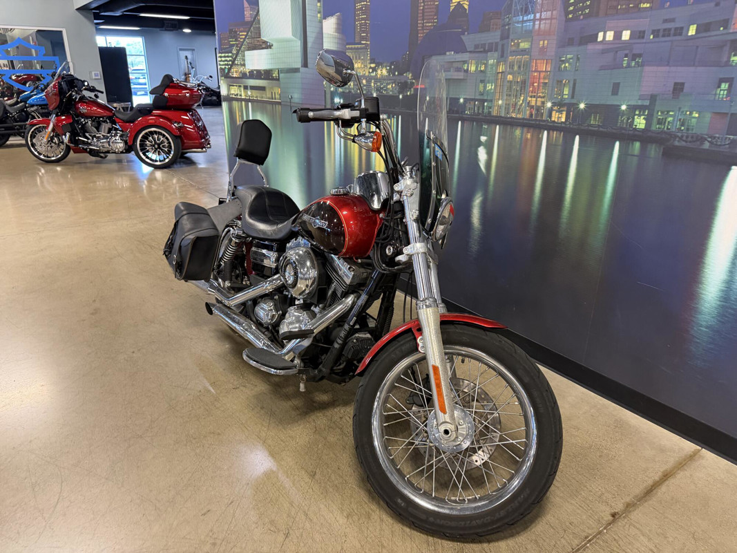 Dyna® Super Glide® Custom
