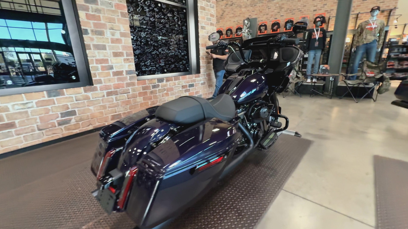 Road Glide®