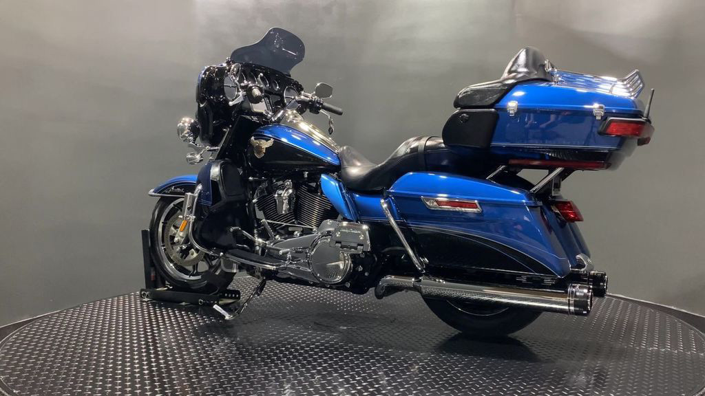 Electra Glide® Ultra® Limited 115th Anniversary