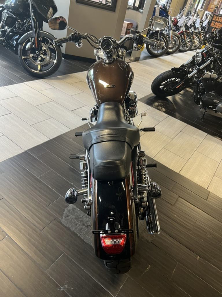 Sportster® 1200 Custom