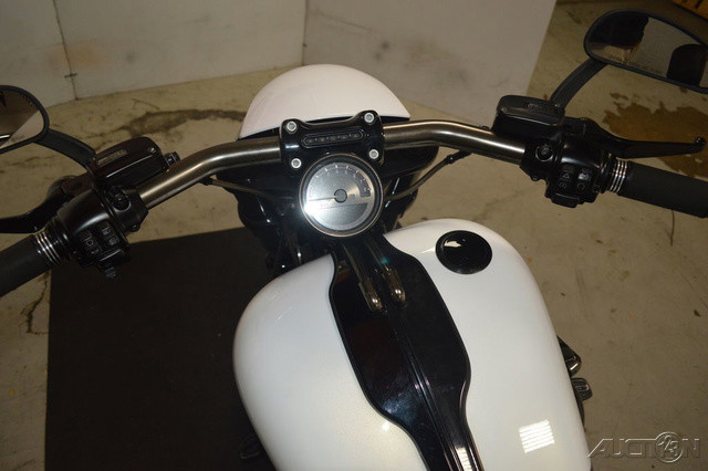 CVO® Pro Street Breakout®