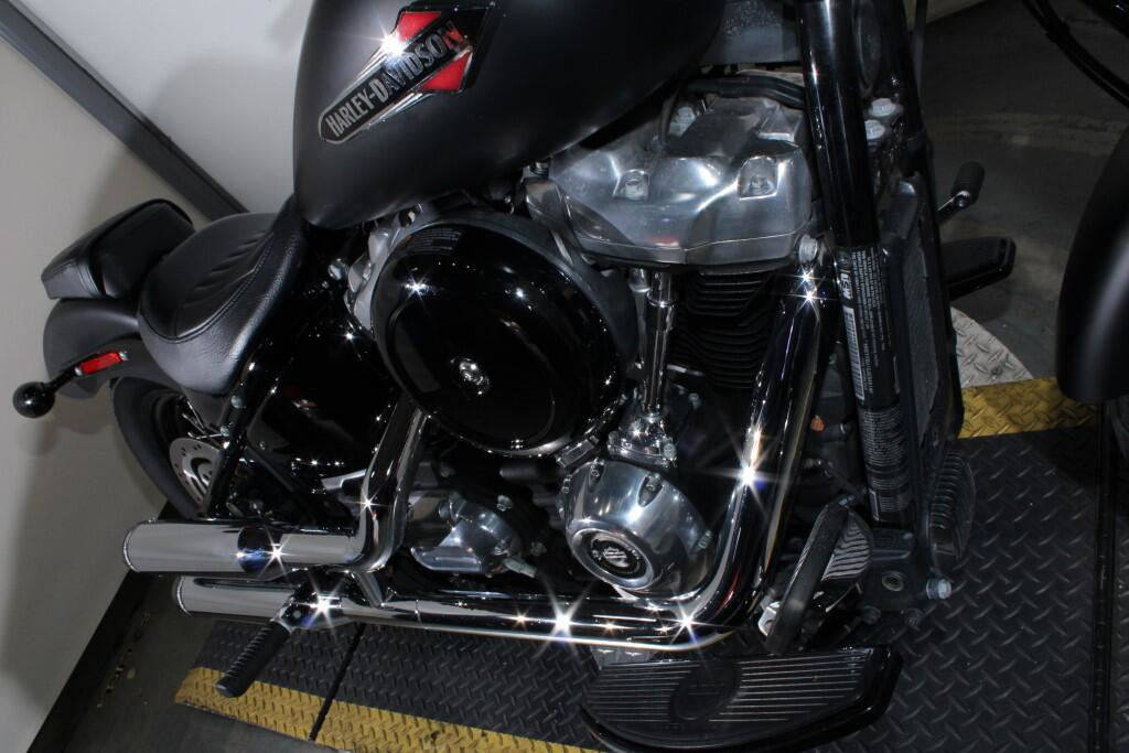 Softail® Slim®