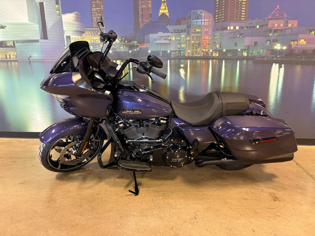 Road Glide®