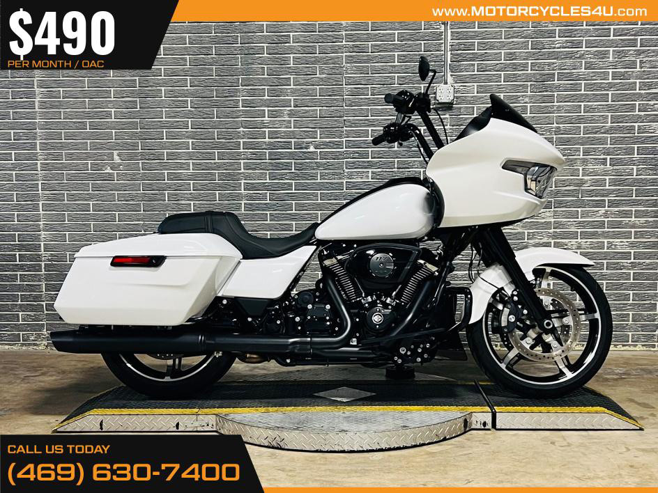 Road Glide®