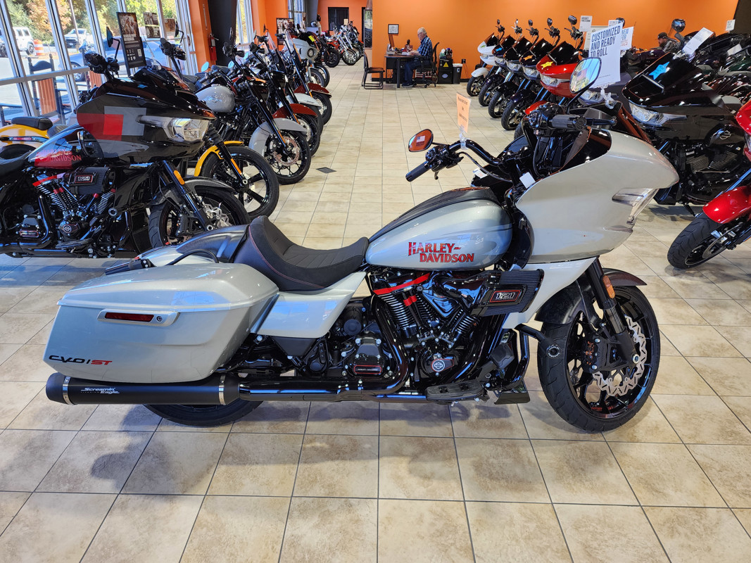 CVO® Road Glide® ST