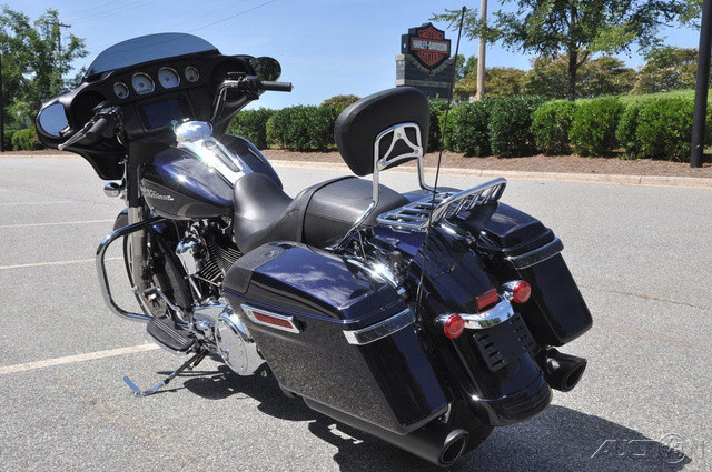 Street Glide®