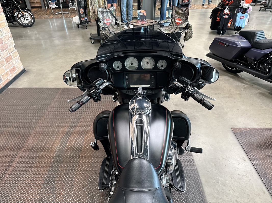 Street Glide® Special