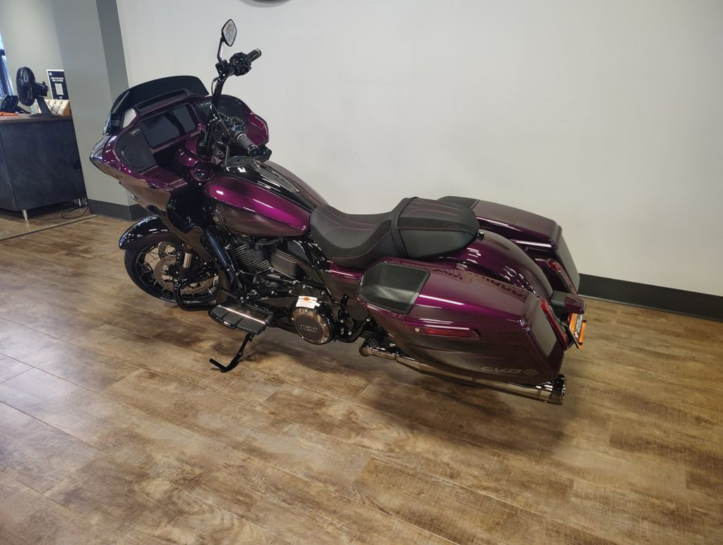 CVO® Road Glide®