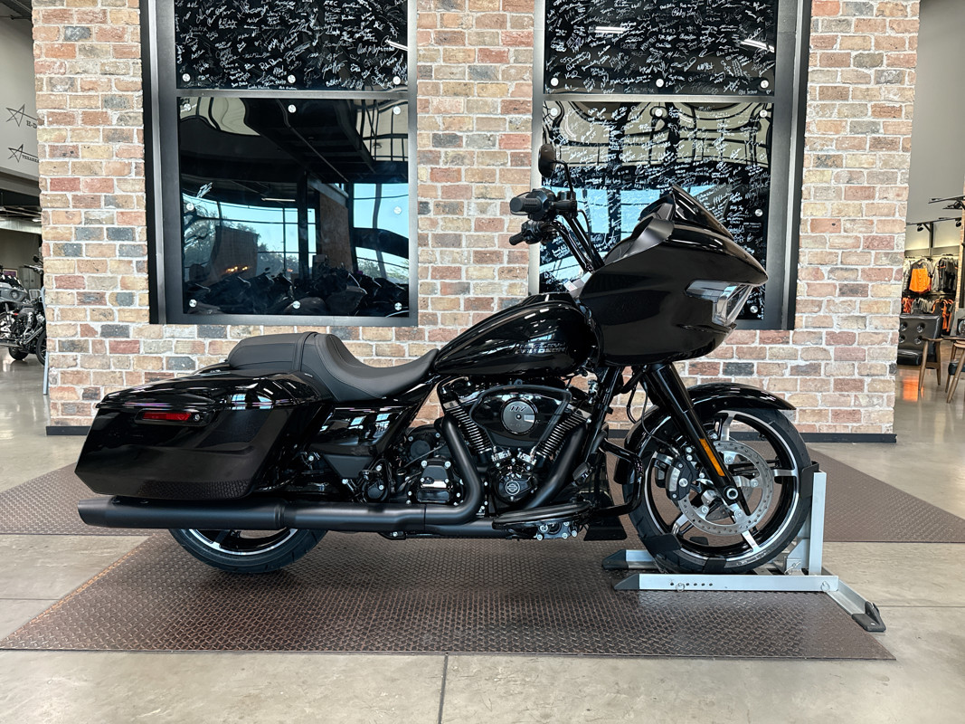 Road Glide®