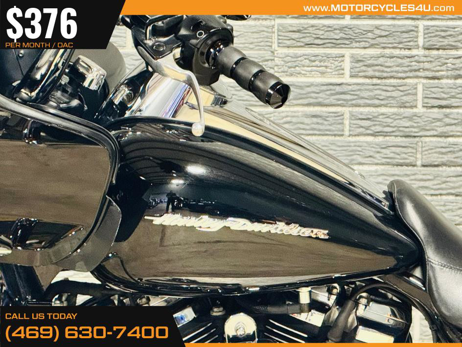 Road Glide®